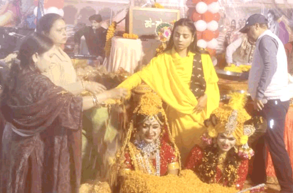 आत्मा व परमात्मा का मिलन है महारास: राधिका