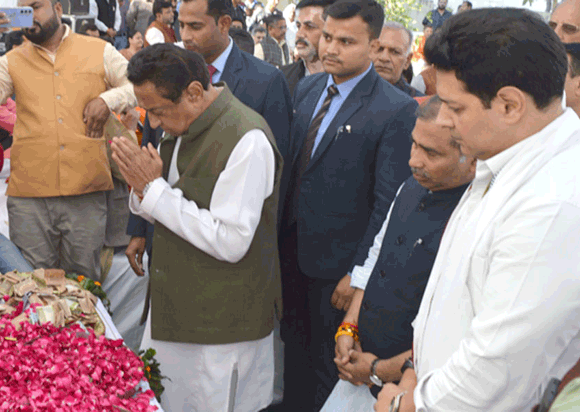 कुंतीपाल की शोकसभा में उमड़ा जनसैलाब, दी अश्रुपूर्ण श्रद्धांजलि