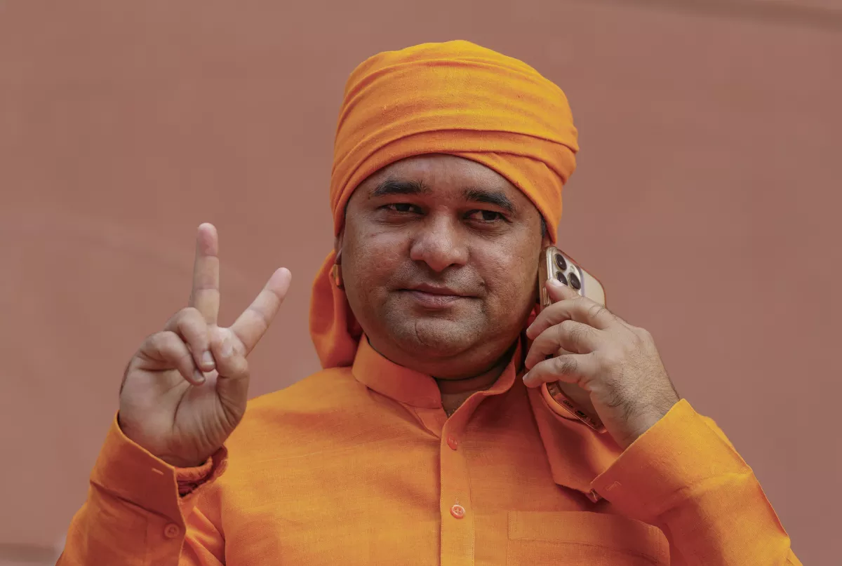 राजस्थान: ‘बुलडोजर चलेगा, 24 घंटे के अंदर गुंडों भाग जाओ’, CM पद की रेस में आए बाबा बालकनाथ के VIDEO हो रहे वायरल