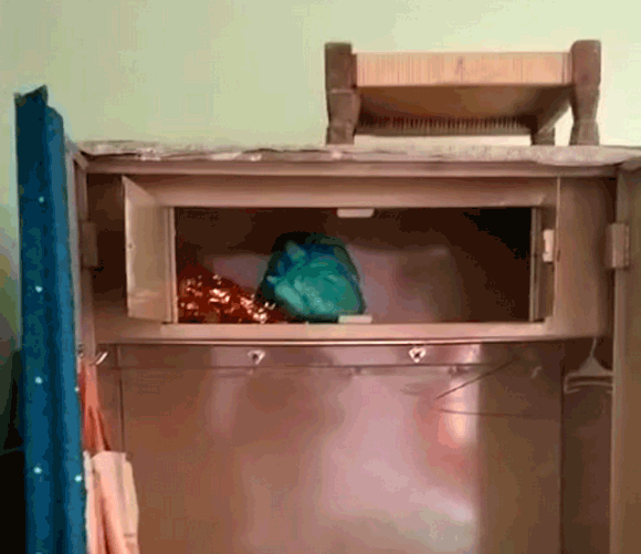 चोरो ने संहसपुर जट मे चारी कर पुलिस के खुलासे पर लगाये सवालिया निशान