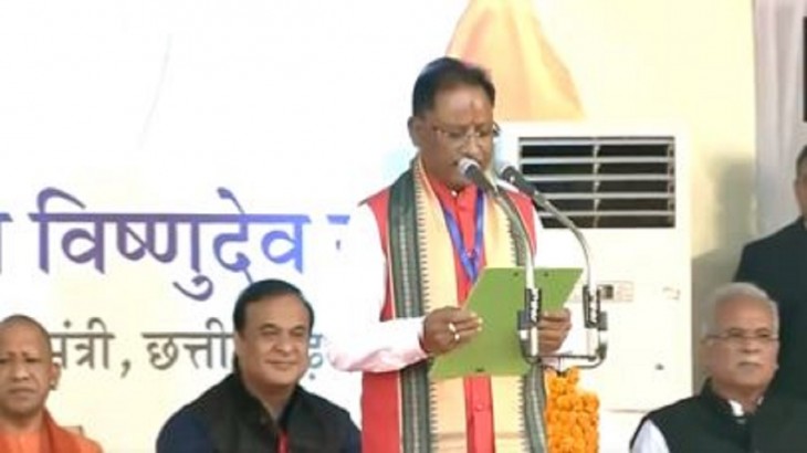 विष्णु देव साय ने छत्तीसगढ़ के CM पद की शपथ ली