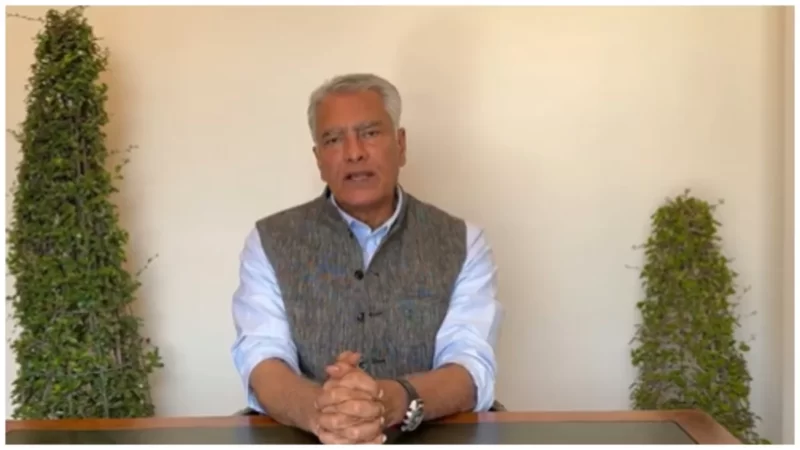 भगवंत मान के बयान पर भाजपा का पलटवार, सुनील जाखड़ बोले- झांकी में अपनी फोटो लगवाने चाहते थे