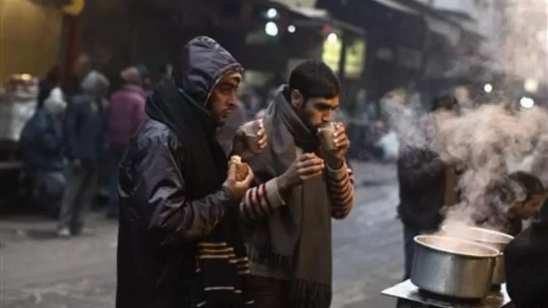 दिल्ली-यूपी समेत पूरे उत्तर भारत में आज भी कड़ाके की ठंड, इन राज्यों में बारिश को लेकर अलर्ट जारी