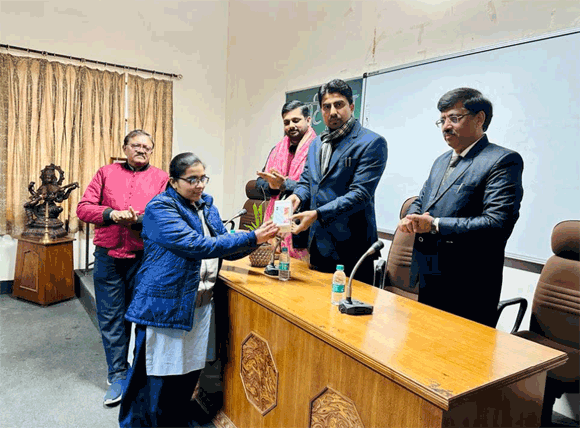 जनपद में स्वामी विवेकानन्द जयन्ती को राष्ट्रीय युवा दिवस के रूप में भव्यता के साथ मनाया गया