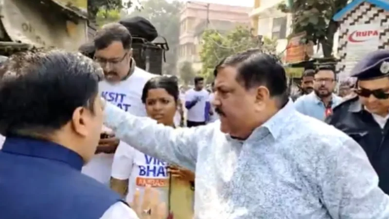 बीजेपी का बड़ा आरोप, ममता बनर्जी के निर्देश पर पीएम मोदी के संबोधन की स्क्रीनिंग पर लगी रोक