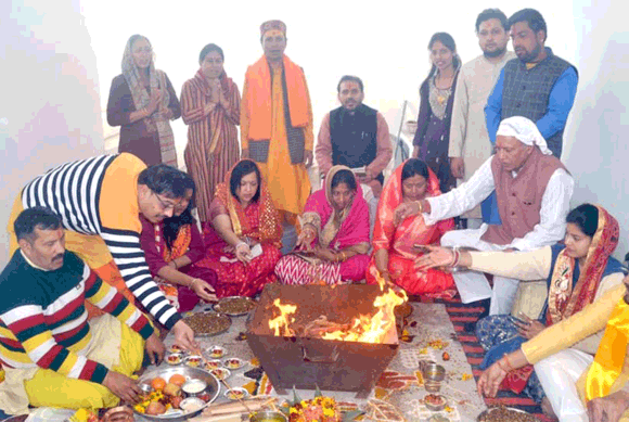 मूर्ति प्राण प्रतिष्ठा समारोह में किया गणेश पूजन