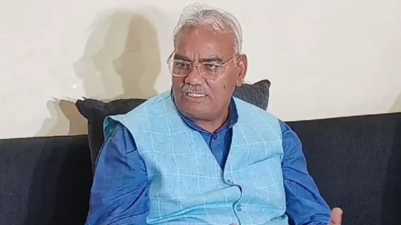 “मीना बाजार चलाने वाला अकबर महान नहीं बलात्कारी था,” राजस्थान के शिक्षा मंत्री का बयान