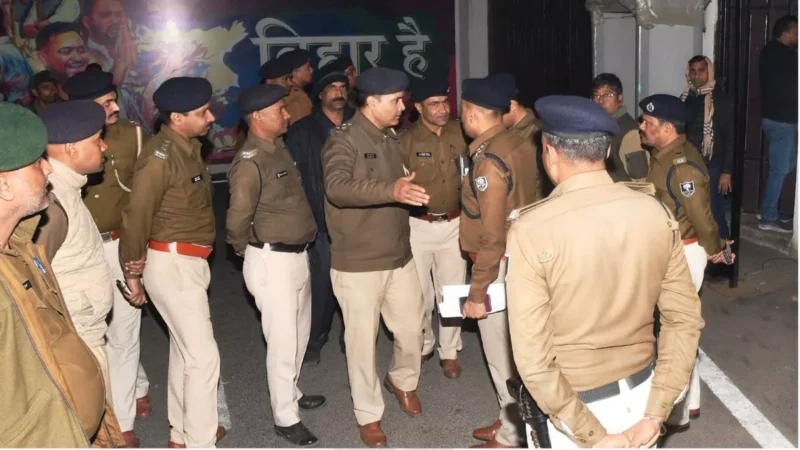 ‘बिहार की जनता नीतीश कुमार के कुकर्म देख रही’, पुलिस के तेजस्वी यादव के आवास पहुंचने पर बोली RJD