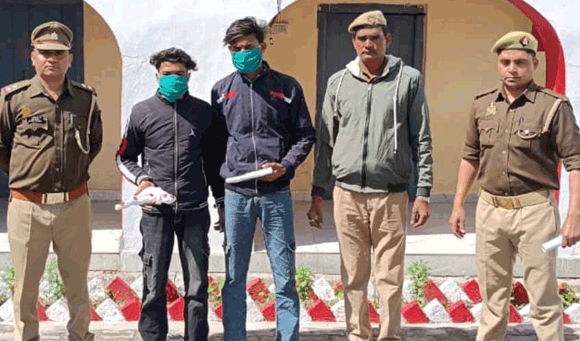 पुलिस के हत्थे चढ़े दो शातिर बदमाश, तमंचे व कारतूस बदामद