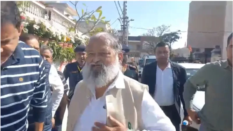 खट्टर सरकार में गृह मंत्री रहे अनिल विज पार्टी से नाराज, चंडीगढ़ से खुद अपनी कार चलाकर अंबाला पहुंचे