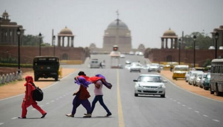 दिल्ली में लू का वार, आज भी नहीं मिलेगी राजधानी को गर्मी से राहत, येलो अलर्ट जारी