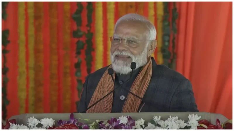 ‘कश्मीर केवल क्षेत्र नहीं बल्कि भारत का ऊंचा उठा मस्तक है’, श्रीनगर के बख्शी स्टेडियम में बोले पीएम मोदी