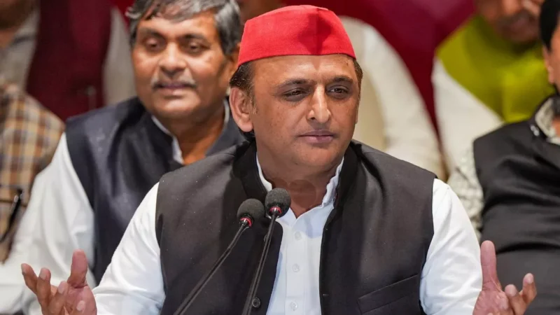अखिलेश यादव का अपने बागी विधायकों पर बड़ा आरोप, कहा – ‘इनको मिला फ्लैट और विला, लेकिन…’