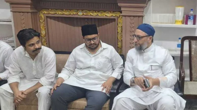मुख्तार अंसारी के परिवार से मिलने पहुंचे असदुद्दीन ओवैसी