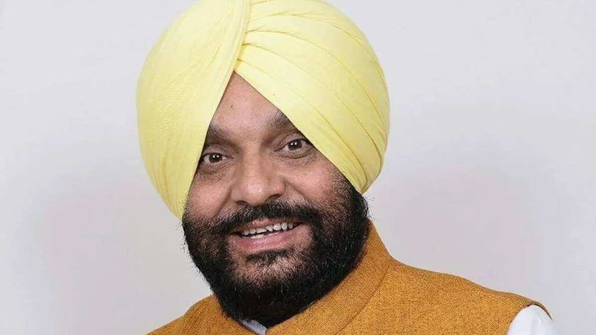 पंजाब में कांग्रेस को बड़ा झटका, प्रियंका गांधी के करीबी तजिंदर सिंह बिट्टू ने छोड़ी पार्टी, बीजेपी में जाने की अटकलें
