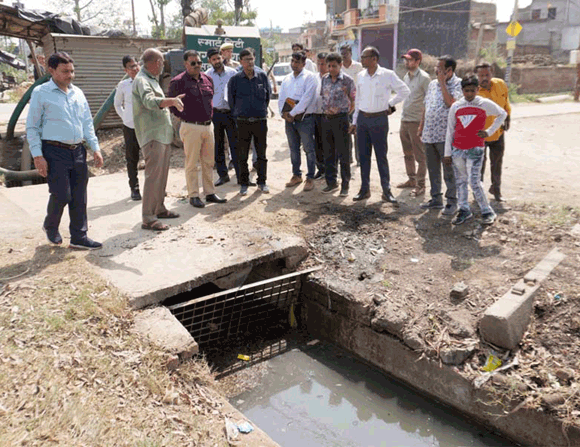 शहर को जलभराव से मुक्त रखने के लिए हर संभव प्रयास होगा: नगरायुक्त