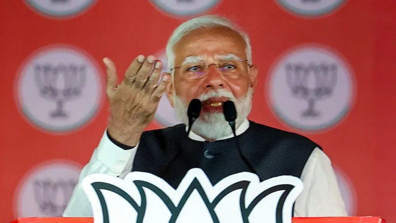 ओडिशा के ढेंकानाल में पीएम मोदी की रैली, विपक्ष पर जमकर बरसे
