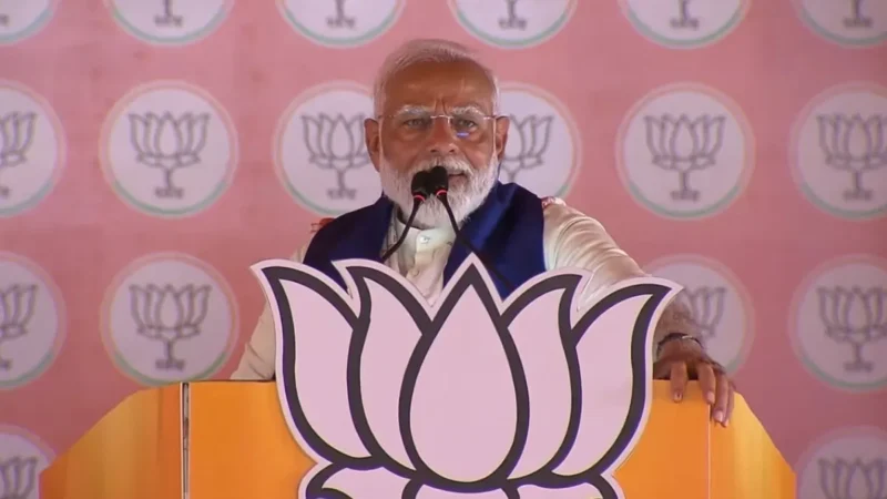 पीएम मोदी ने पश्चिम बंगाल में एक साथ दो जनसभाओं को संबोधित किया, कांग्रेस-टीएमसी को बताया डूबता जहाज