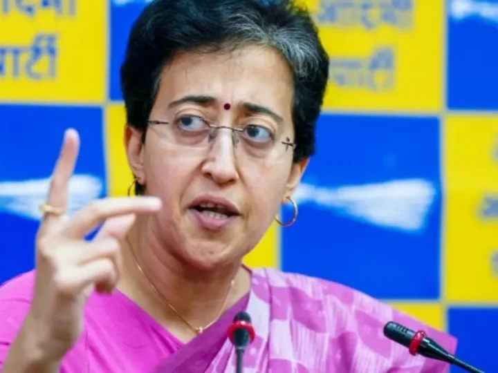 राघव चड्ढा के बयान पर AAP नेताओं का पलटवार, अब आतिशी बोलीं, ‘आज देश में हर व्यक्ति…’