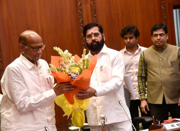 सियासी हलचल के बीच शरद पवार ने की CM एकनाथ शिंदे से मुलाकात, जानें क्या हुई बात