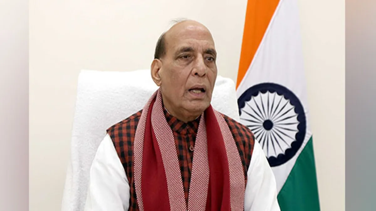 Rajnath Singh Birthday: फिजिक्स के लेक्चरर से देश के रक्षा मंत्री तक का सफर, पढ़ें राजनाथ सिंह के बारे में