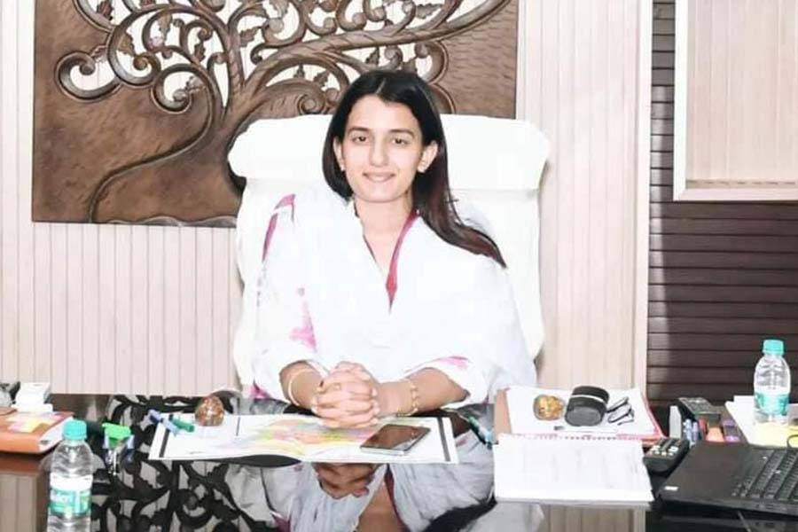 एसडीएम नकुड को देवरिया से फोन पर धमकी
