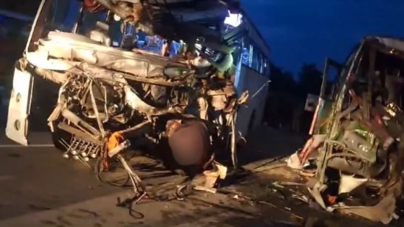 रामपुर में दर्दनाक हादसा, रोडवेज और प्राइवेट बस की आमने-सामने हुई टक्कर में तीन की मौत; 49 लोग घायल