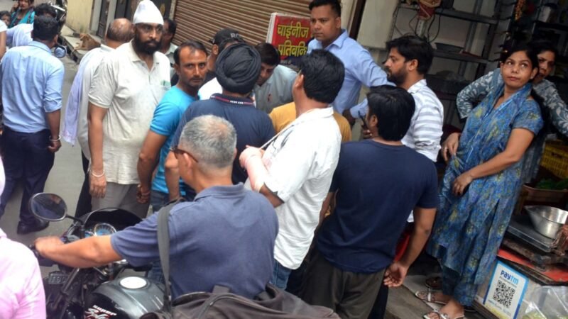 सर्राफा व्यापारी ने गंगा में कूदकर की जीवन लीला समाप्त, पत्नी लापता