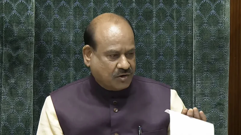 वक्फ बिल पर लोकसभा स्पीकर ने बनाई JPC, मसूद और ओवैसी समेत 31 सांसद शामिल