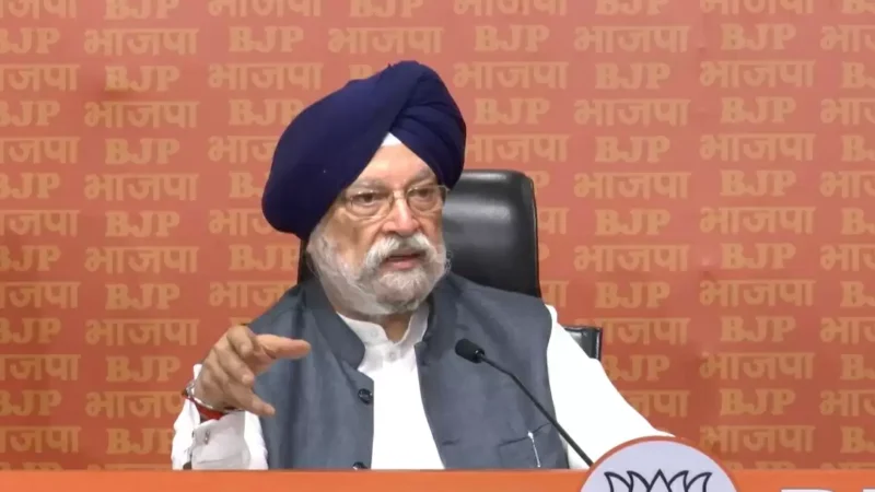 एक दशक में बढ़ा दोगुना LPg कनेक्शन, इथेनॉल ब्लेंडिंग और PNG में भी हुई शानदार बढ़ोतरी: हरदीप सिंह पुरी