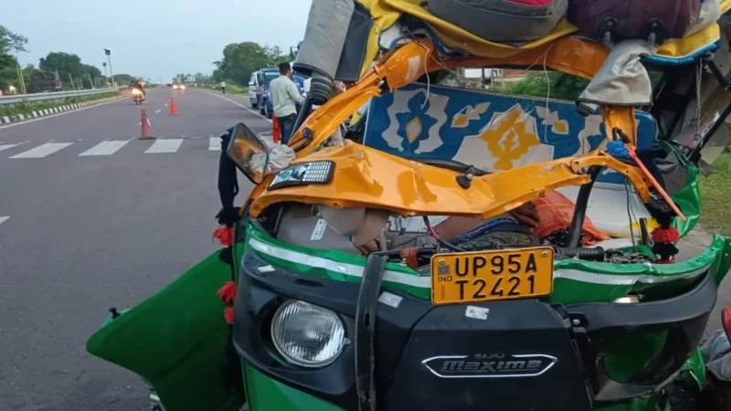 छतरपुर में भीषण सड़क हादसा, ट्रक ने टैक्सी में मारी टक्कर, 5 की मौके पर मौत, सभी जा रहे थे बागेश्वर धाम