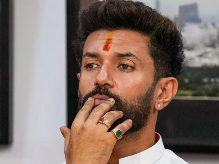 पटना छात्र आंदोलन पर चिराग पासवान का पहला बयान, बोले- ‘CM से मिलकर समाधान का प्रयास करूंगा’