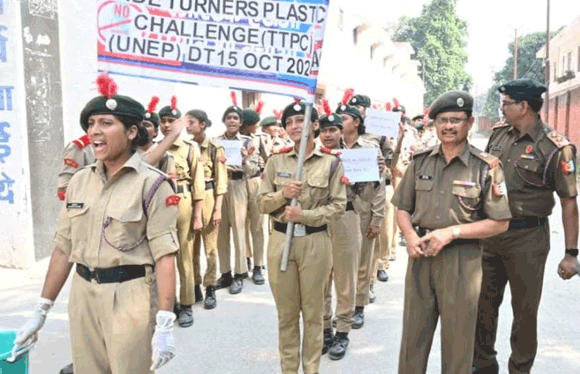 एनसीसी कैडेटों ने निकाली प्लास्टिक के दुष्परिणामों के प्रति जागरूक रैली