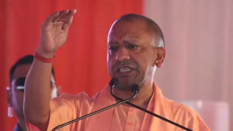 मेरठ में बोले CM Yogi ‘गाजियाबाद में बनेगा एम्स का सब सेंटर, मेरठ-हापुड़ को मिलेगा लाभ, दीपावली पर मुफ्त सिलेंडर’