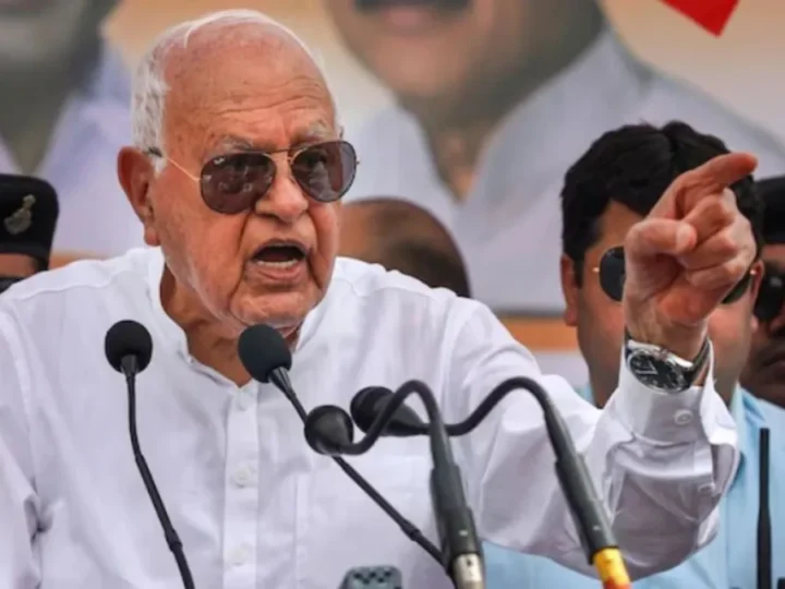 जम्मू-कश्मीर में फिर लौटेगा 370 का दौर? फारूक अब्दुल्ला के बयान से लग रहीं अटकलें