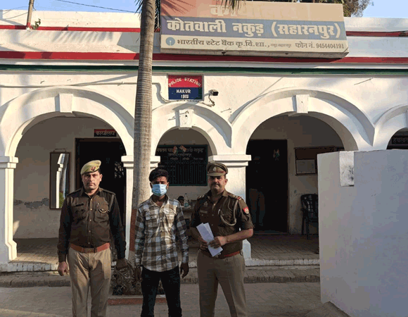 पुलिस के हत्थे चढ़ा स्मैक तस्कर, भेजा जेल