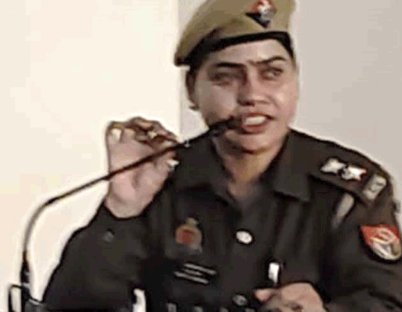 मिशन शक्ति योजना में छात्राओं को सुरक्षा के प्रति किया जागरूक