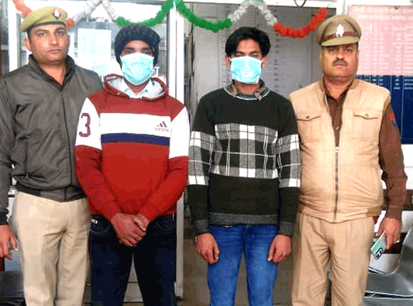 चौकी शेखपुरा पर पथराव करने व पुलिस से अभद्रता करने वाले दो आरोपी गिरफ्तार