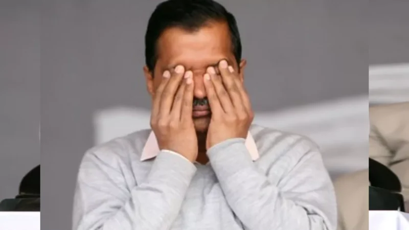 दिल्ली में वोटिंग से 5 दिन पहले AAP में लगी इस्तीफों की झड़ी, 7 विधायकों ने चिट्ठी लिखकर बताई वजह