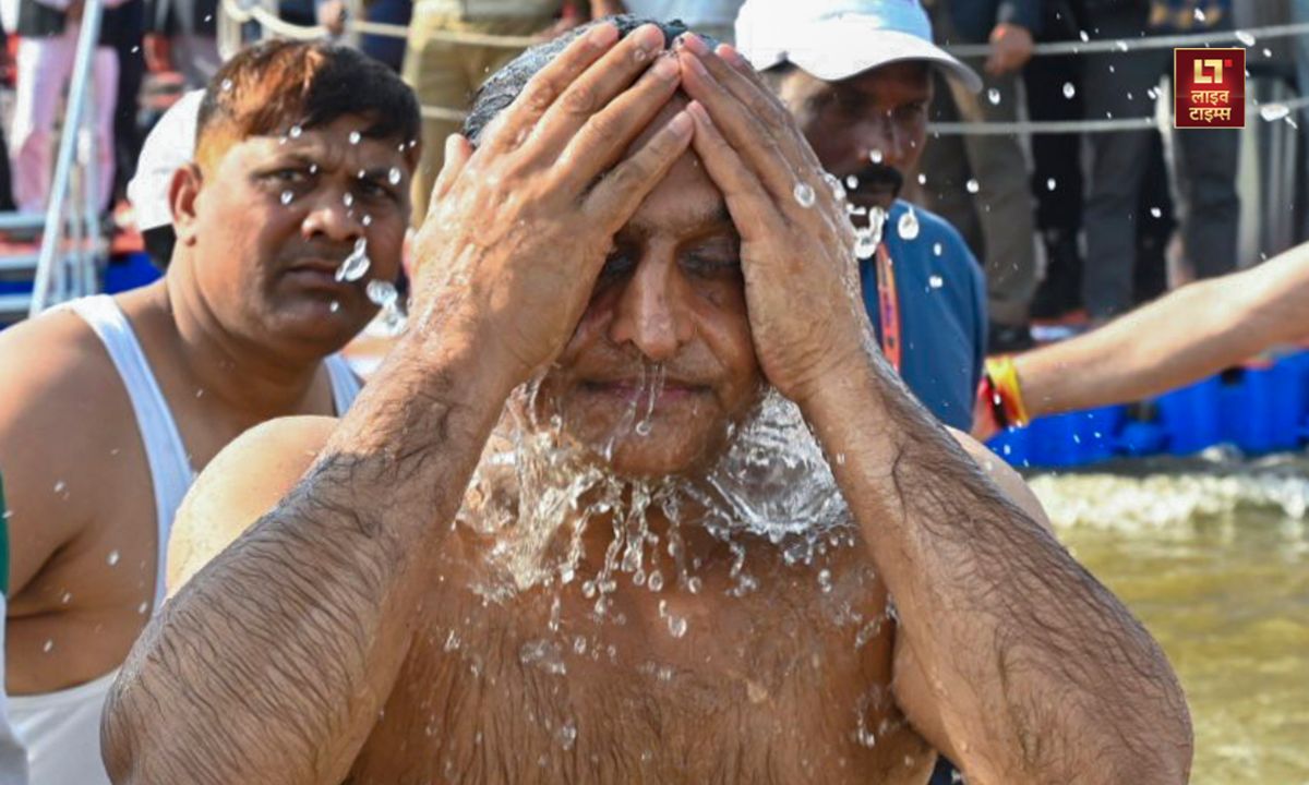 अखिलेश की संगम में ‘डुबकी’ पर गरमाई सियासत, पूर्व मुख्यमंत्री बोले- उपचुनाव की वजह से सपा प्रमुख गए महाकुंभ