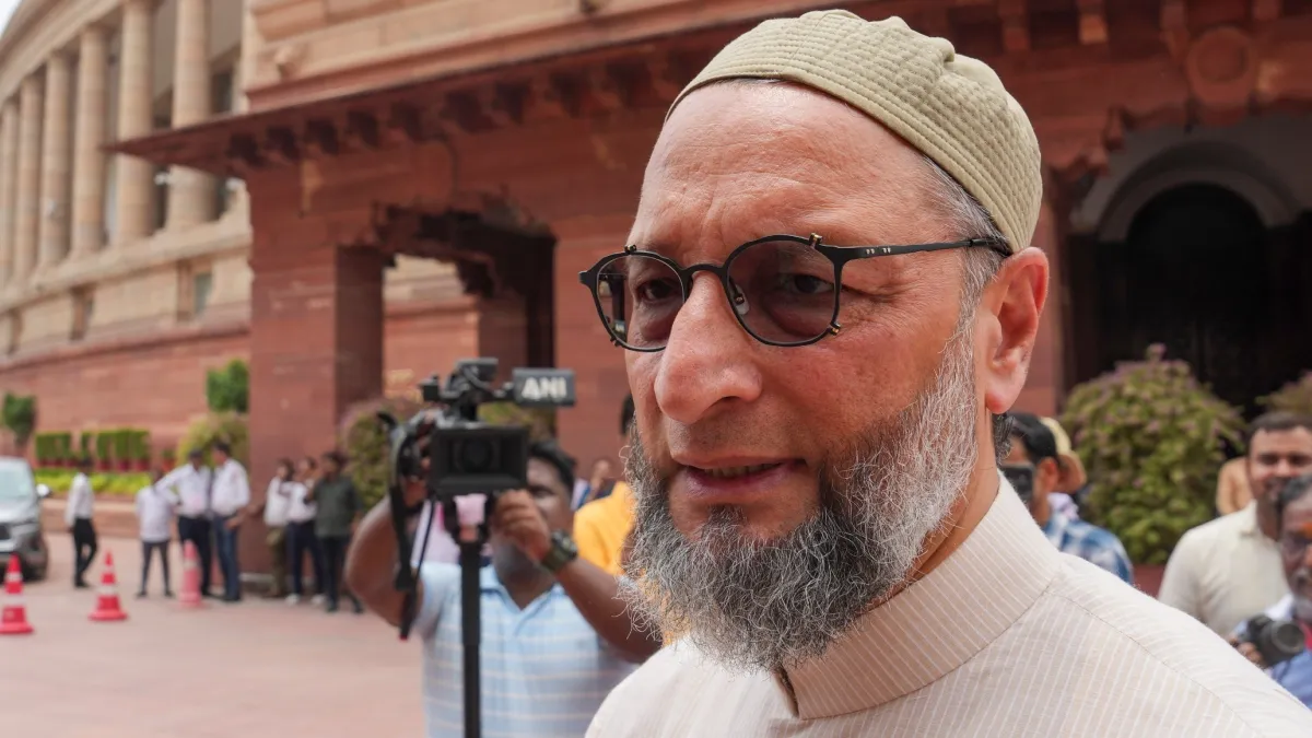 ‘मुस्लिमों से ‘वक्फ’ को छीनने के लिए विधेयक लाया जा रहा’, असदुद्दीन ओवैसी का आरोप