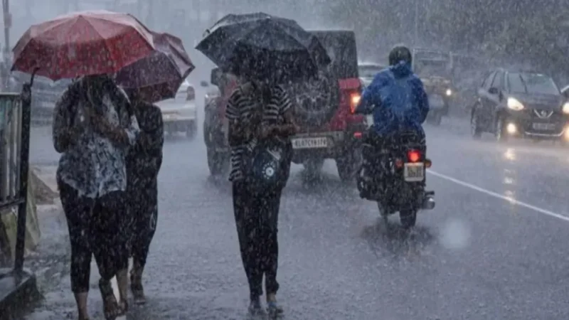 फिर बदलने वाला है मौसम, जानिए कब होगी झमाझम बारिश? दिल्ली-NCR, उत्तराखंड और हरियाणा के लिए अलर्ट