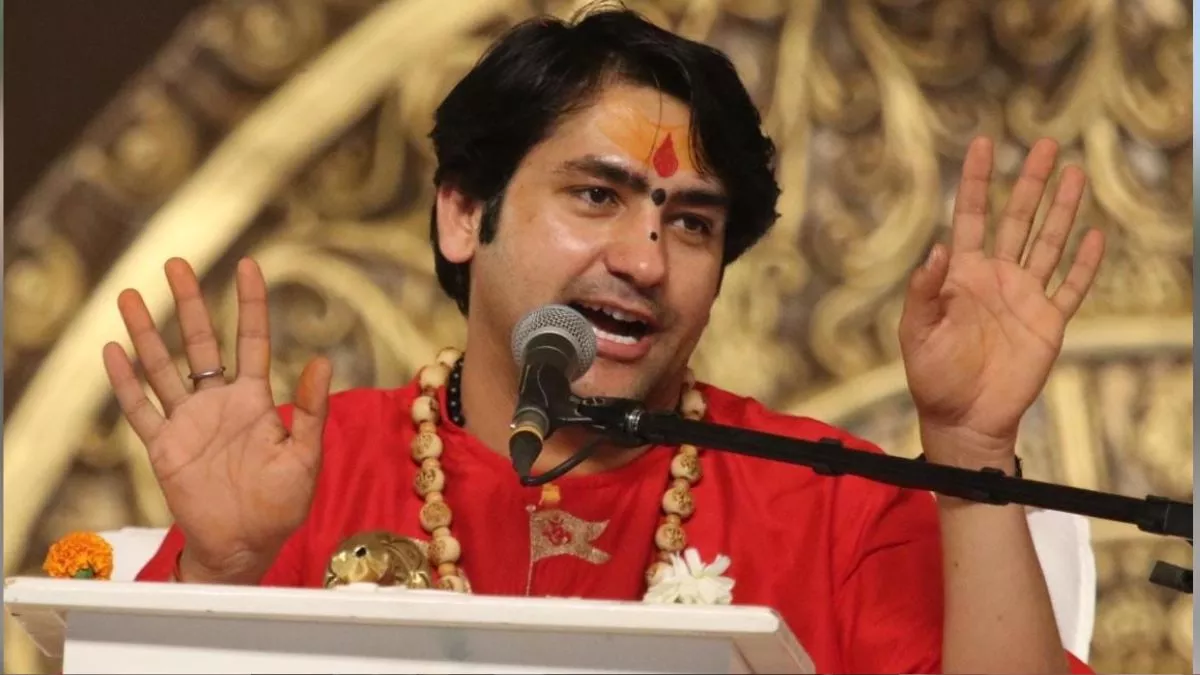 ‘भगवान की कृपा है मेरी शादी नहीं हुई…’, मेरठ के सौरभ हत्‍याकांड पर क्‍या बोले धीरेंद्र शास्त्री?