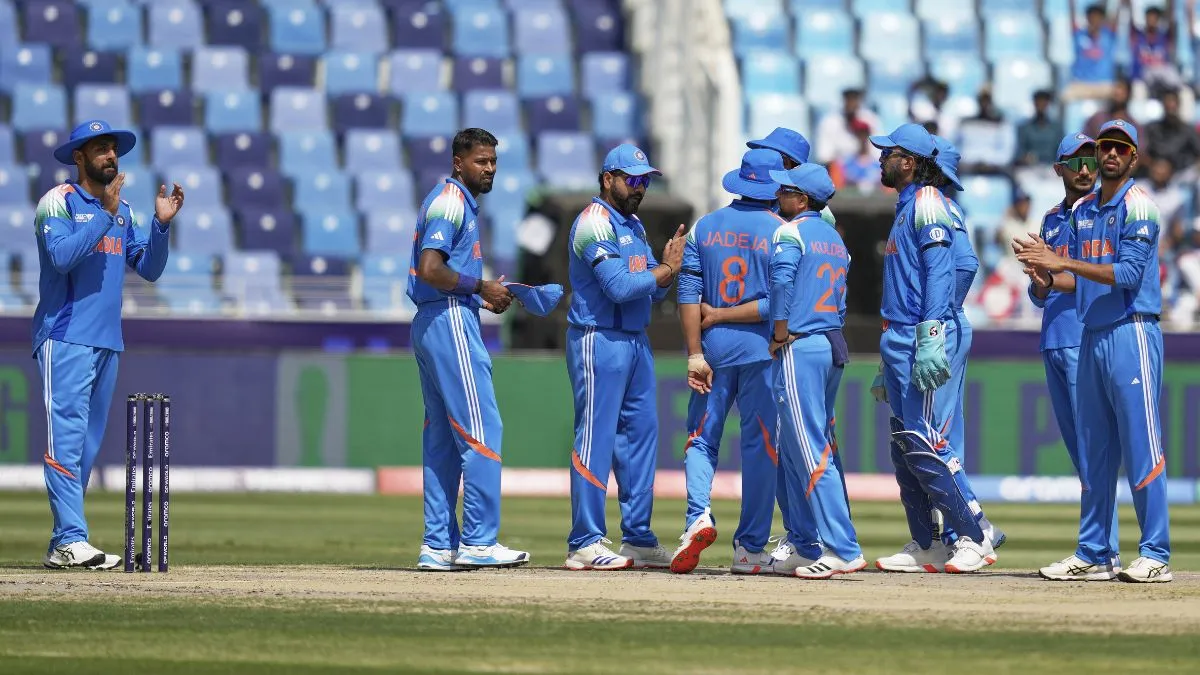 IND vs AUS: भारत को मिली बड़ी सफलता, ट्रैविस हेड को वरुण ने भेजा पवेलियन