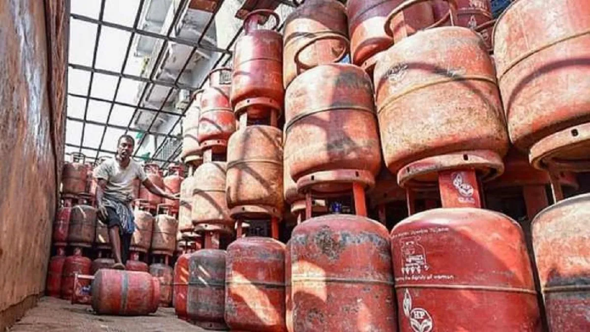 होली और रमजान में यहां रीफिल LPG सिलेंडर मिल रहा फ्री, त्योहार में सरकार ने इनके लिए किए हैं ये खास इंतजाम