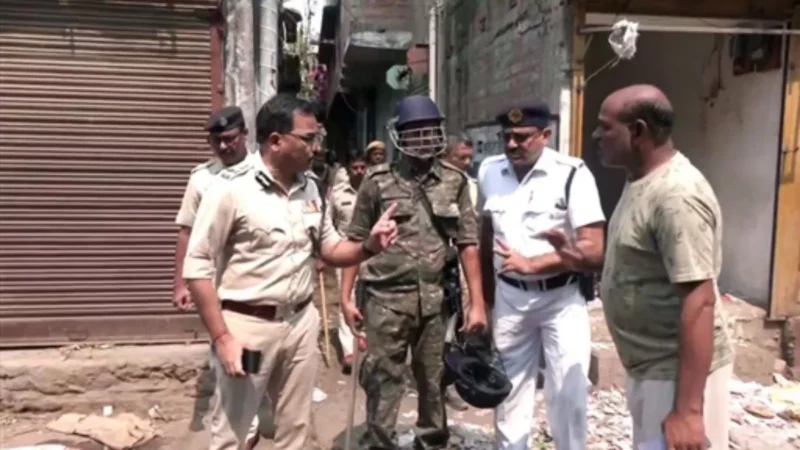 मुर्शिदाबाद हिंसा में अब तक 200 उपद्रवी गिरफ्तार, घर लौटे कई परिवार