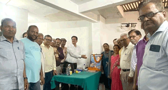 सीनियर सिटीजन वेलफेयर सोसाइटी ने मनायी बाबा साहब डॉक्टर भीमराव अंबेडकर की जंयती
