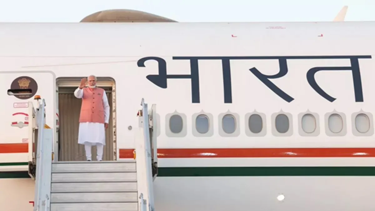 पीएम मोदी थाईलैंड के लिए हुए रवाना, बिम्सटेक शिखर सम्मेलन में करेंगे शिरकत