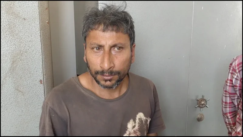 सिरसा: बाप की उम्र 46, बेटा 83 साल का और मां 57 की, सरकारी अफसरों का कारनामा जान पकड़ लेंगे माथा