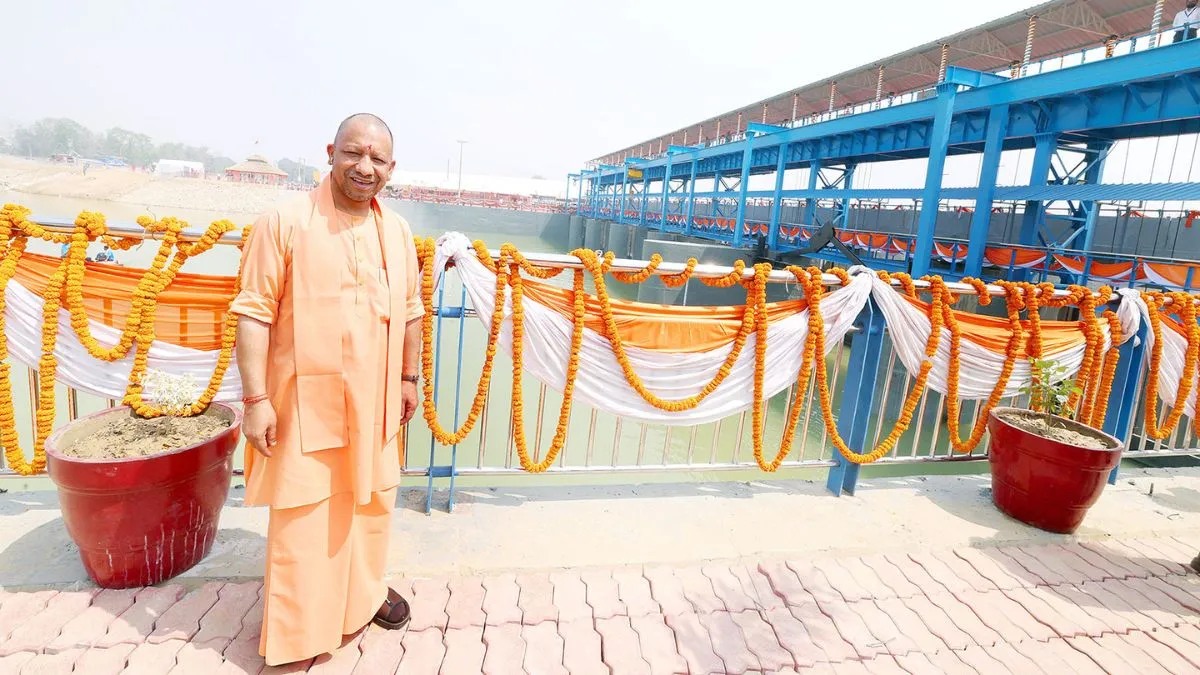‘देश में नंबर एक की अर्थव्यवस्था बनेगा उत्तर प्रदेश’, महाराजगंज में बोले सीएम योगी